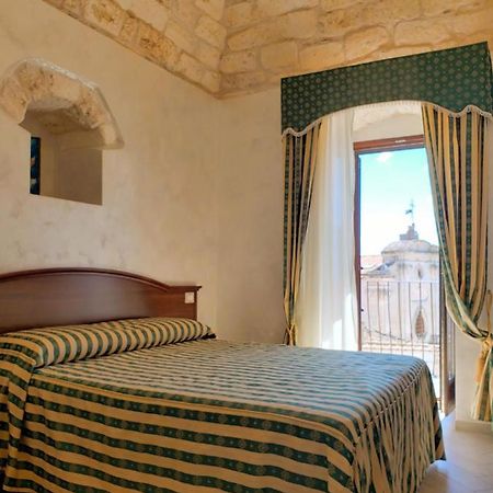 Rooms Dimora Arco - Affitti Brevi Italia Monte SantʼAngelo المظهر الخارجي الصورة