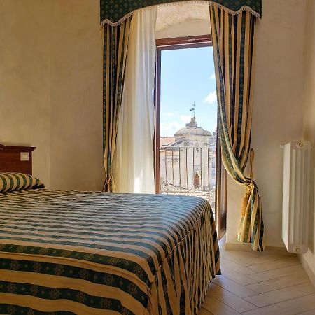 Rooms Dimora Arco - Affitti Brevi Italia Monte SantʼAngelo المظهر الخارجي الصورة