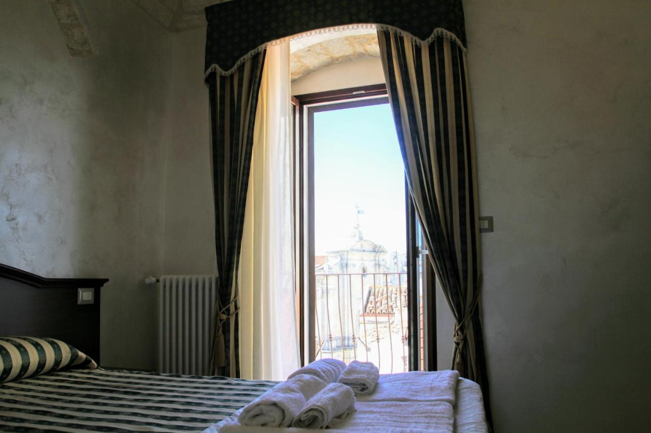 Rooms Dimora Arco - Affitti Brevi Italia Monte SantʼAngelo المظهر الخارجي الصورة