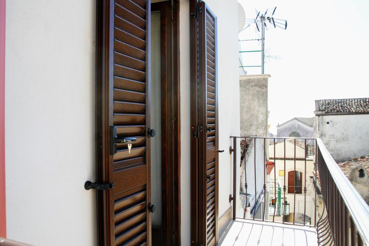 Rooms Dimora Arco - Affitti Brevi Italia Monte SantʼAngelo المظهر الخارجي الصورة