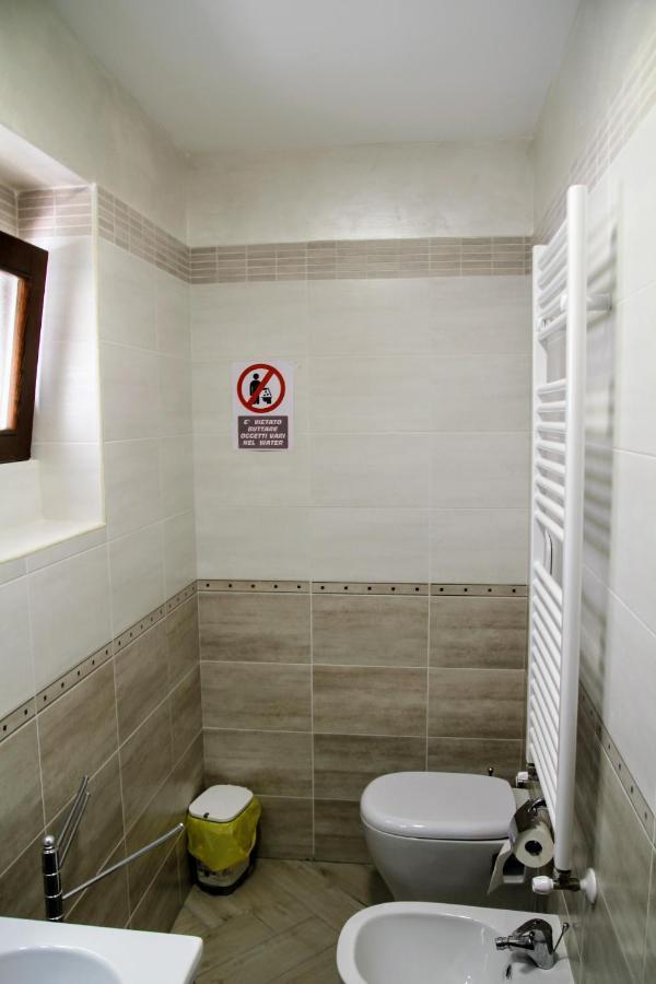 Rooms Dimora Arco - Affitti Brevi Italia Monte SantʼAngelo المظهر الخارجي الصورة