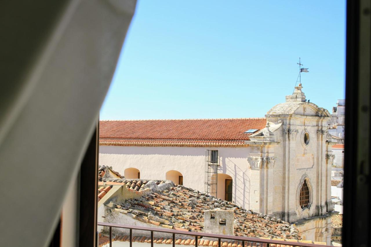 Rooms Dimora Arco - Affitti Brevi Italia Monte SantʼAngelo المظهر الخارجي الصورة