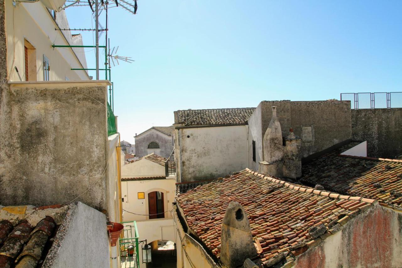 Rooms Dimora Arco - Affitti Brevi Italia Monte SantʼAngelo المظهر الخارجي الصورة
